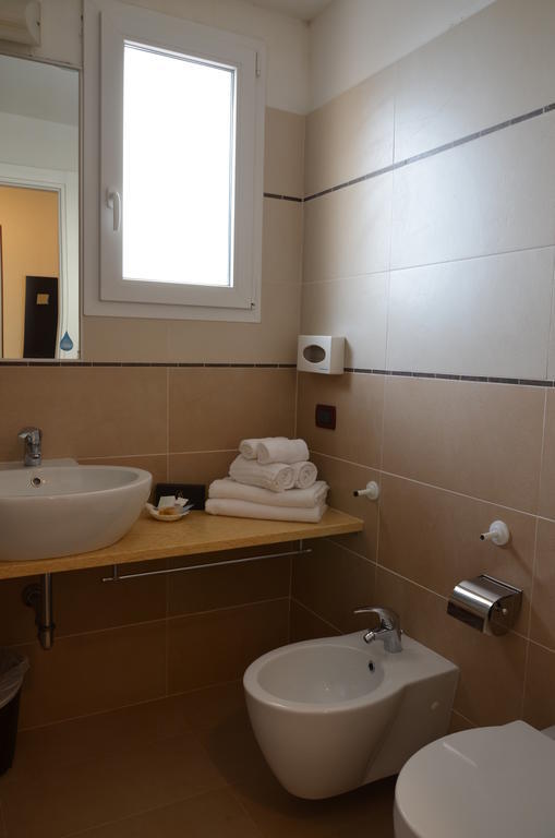 Hotel Mirage Milano Marittima Kültér fotó