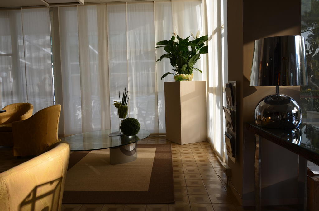 Hotel Mirage Milano Marittima Kültér fotó