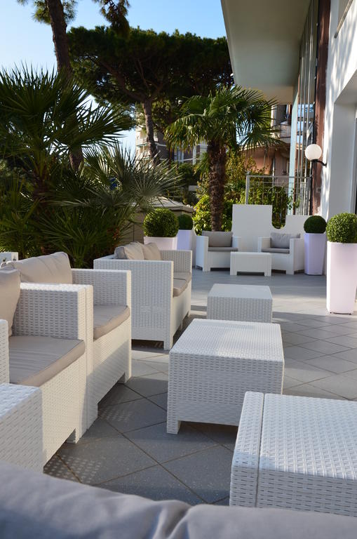 Hotel Mirage Milano Marittima Kültér fotó