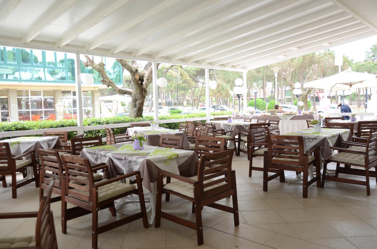 Hotel Mirage Milano Marittima Kültér fotó