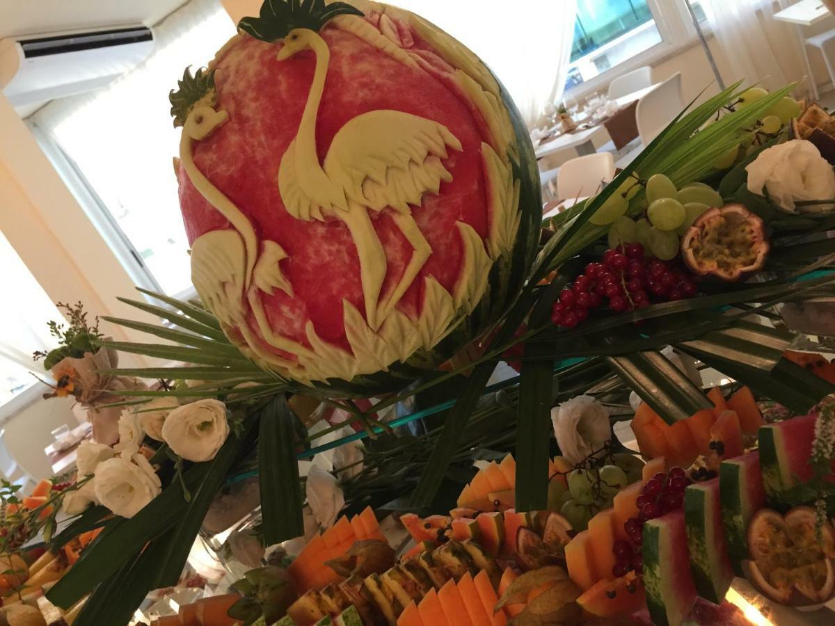 Hotel Mirage Milano Marittima Kültér fotó