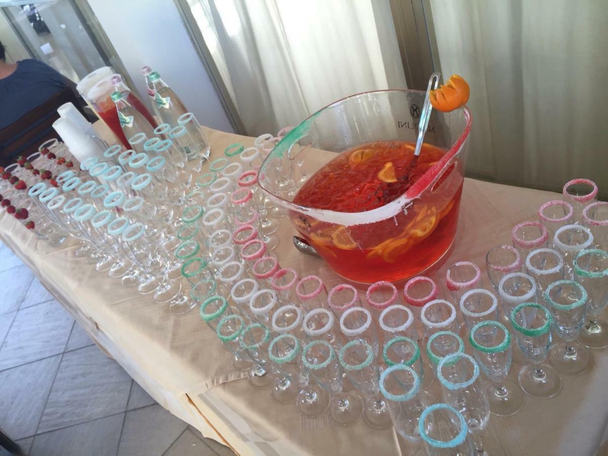 Hotel Mirage Milano Marittima Kültér fotó